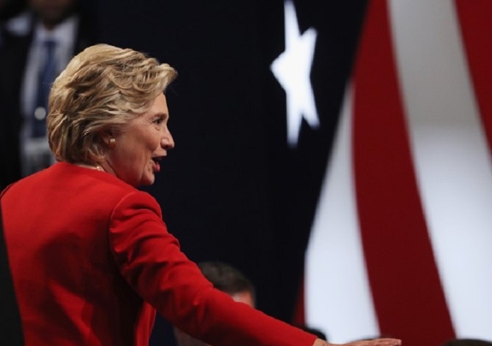 Post-debate poll: Hillary Clinton takes round one